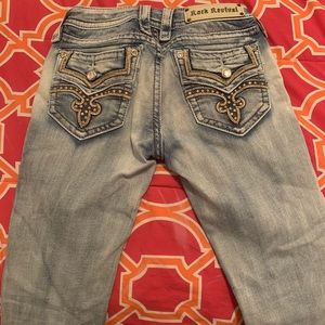 rock revival light color blue jeans straight leg